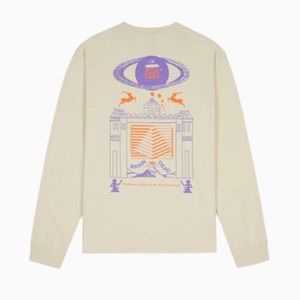 DETAILS
Brain Dead classic long sleeve printed t-shirt. New dimensions graphics